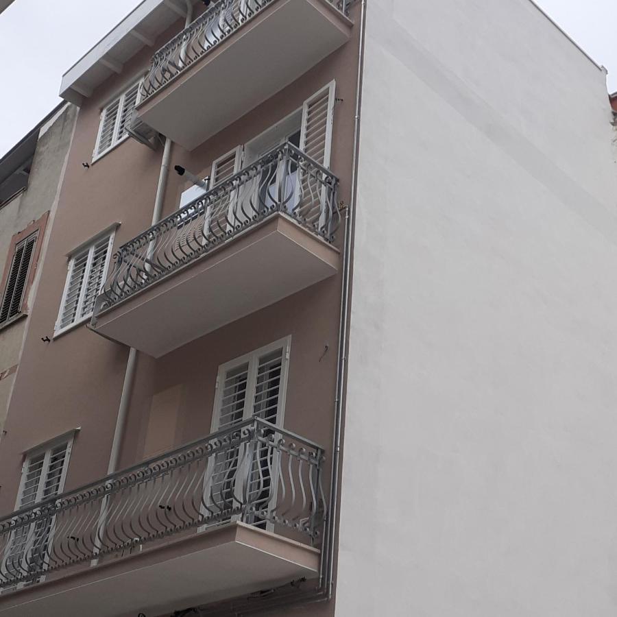 Palazzo Galante Aparthotel Margherita Di Savoia Exterior foto