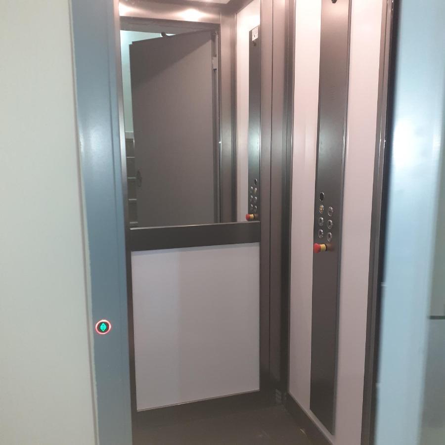 Palazzo Galante Aparthotel Margherita Di Savoia Exterior foto